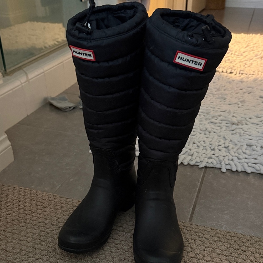 Hunter Black Padded Boots